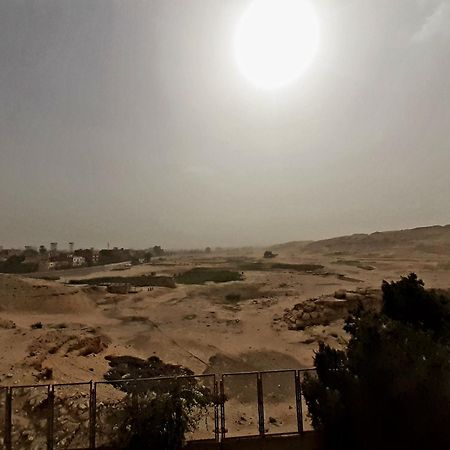 Tut Pyramids View Hotel Kafret el-Gabal Exterior foto