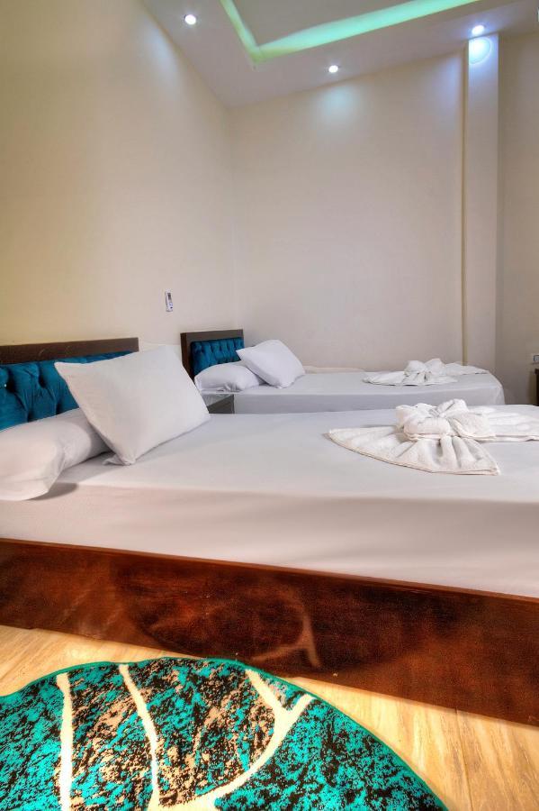 Tut Pyramids View Hotel Kafret el-Gabal Exterior foto